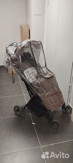 Прогулочная коляска nuovita