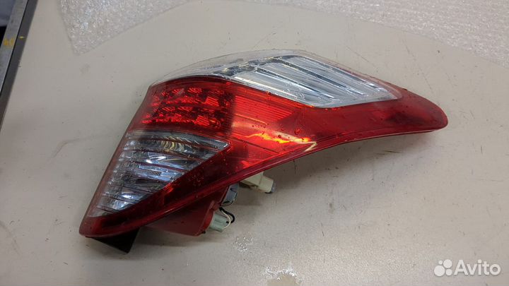 Фонарь (задний) правый Toyota RAV 4, 2010