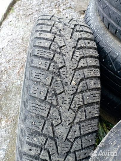 Maxxis ArcticTrekker NP3 175/70 R14