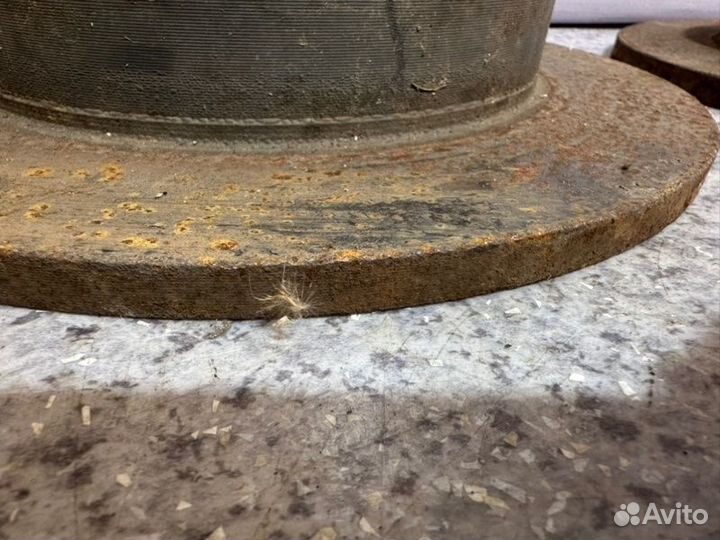 Тормозные диски заднее Toyota Camry V70