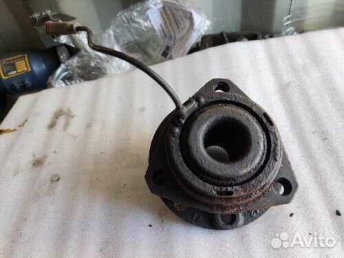 Ступица передняя 4х100 для Опель Астра Н