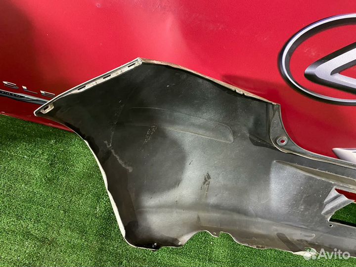 Задний бампер на Toyota Vitz