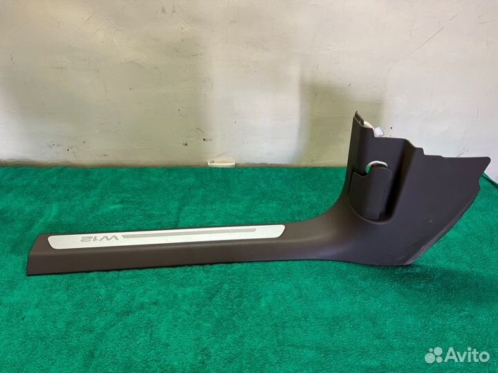 Накладка на порог передняя левая Audi A8 4H D4 6.3