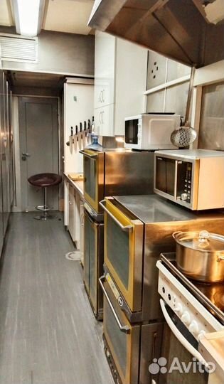 Повар в вагон-ресторан