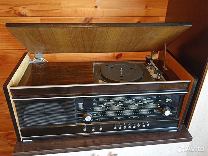 Радиола Урал 111