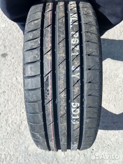 Kumho Ecsta PS71 255/55 R18