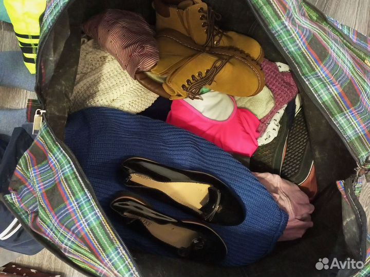 Вещи пакетом на девочку10-12 лет