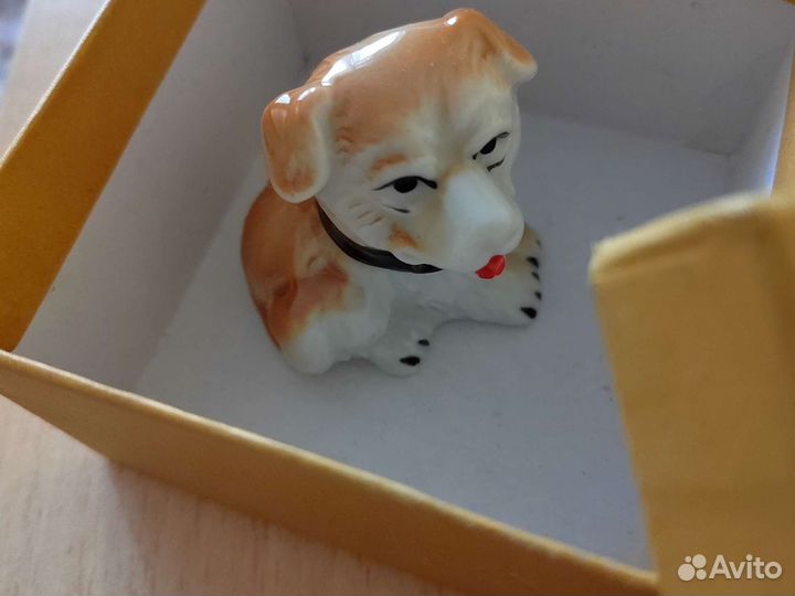 Уникальная фарфоровая Собака