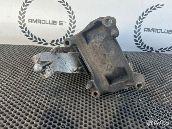 Подушка кпп Opel Vectra B универсал X16XEL 1.6