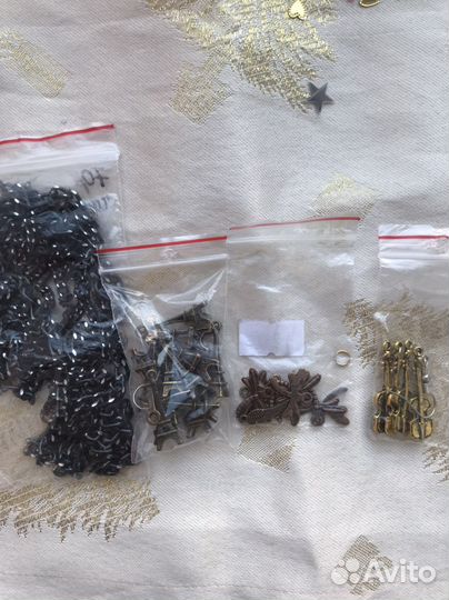 Бусины, подвески для изготовдения бижутерии