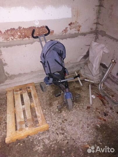 Детский трехколесный велосипед бу