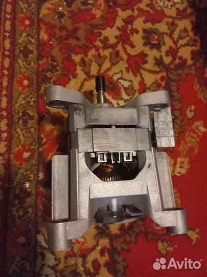 Стиральная машина бу hotpoint ariston на запчасти