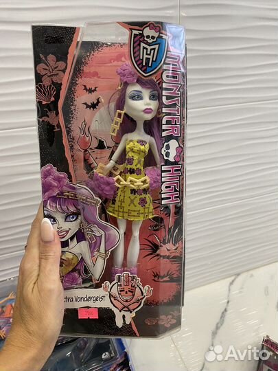 Кукла Монстер Хай Spectra Vondergeist