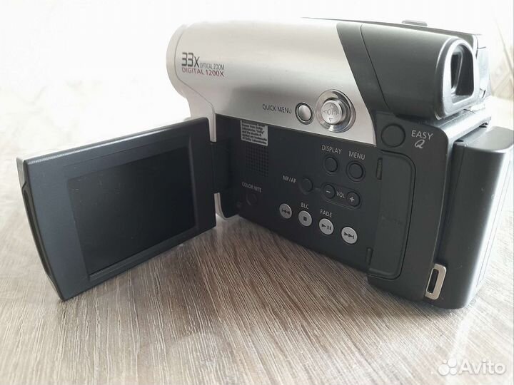 Видеокамера Samsung VP-DC161i