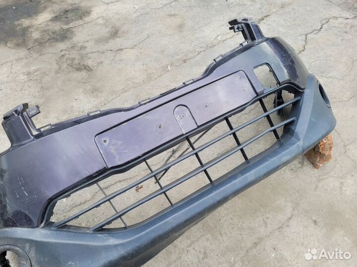 Бампер передний на Nissan Qashqai J10