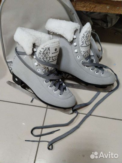 Коньки женские