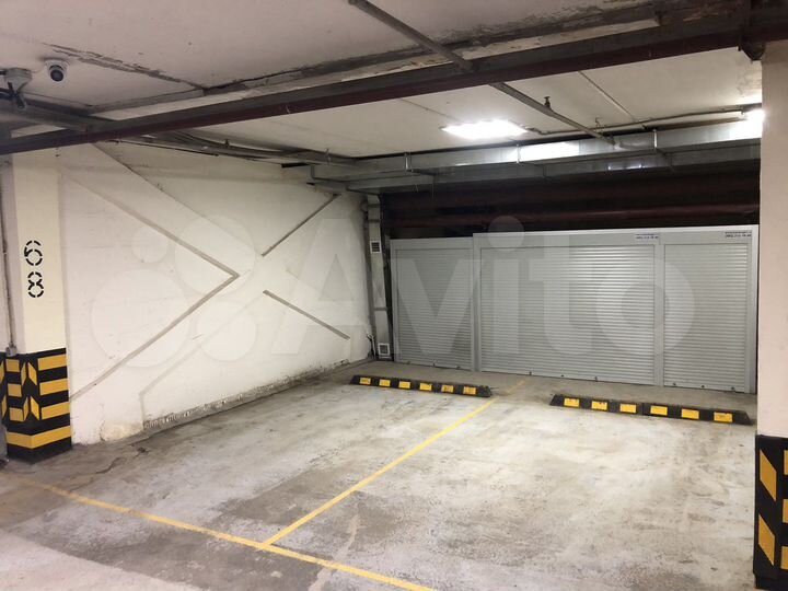 Машиноместо, 30 м²