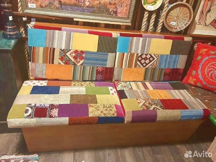 Диван двухместный в восточном стиле