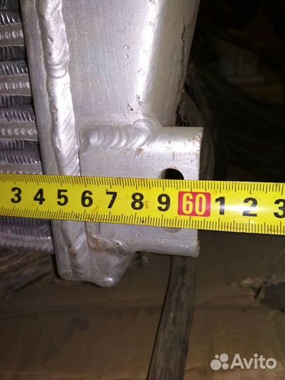 Радиатор системы охлаждения на грузовую машину