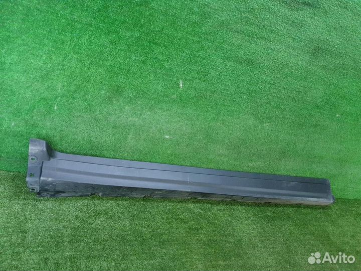 Накладка порога правая Maserati Levante (2016-2020