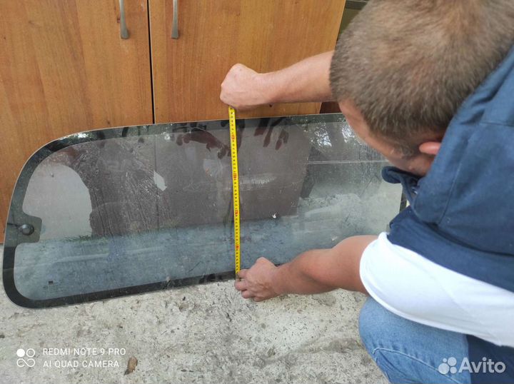 Задние стекла форточки хюндай н1