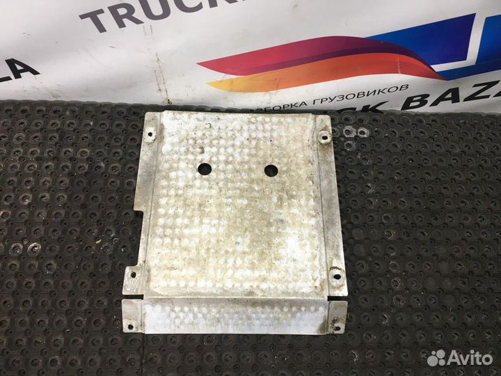 Защитная панель глушителя Mercedes-Benz Actros