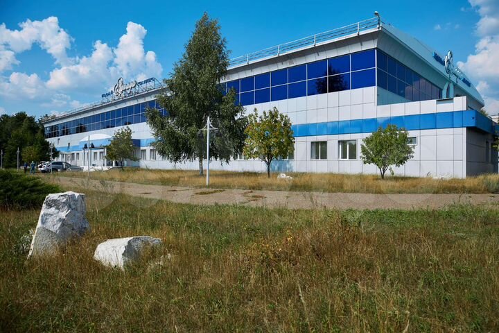 Здание, 16000 м²