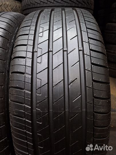 Goodyear EfficientGrip Performance 215/55 R17 94V