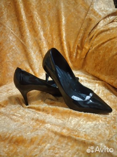Туфли женские