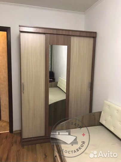 Шкаф