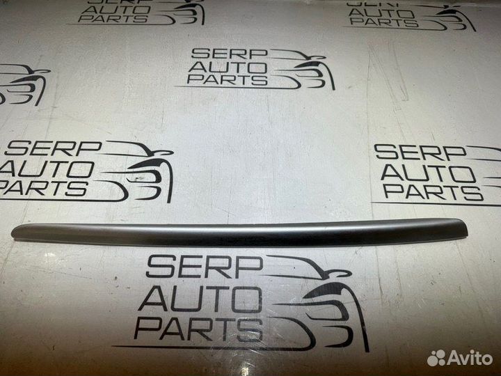 Накладка двери передняя левая Mercedes Benz Ml 164