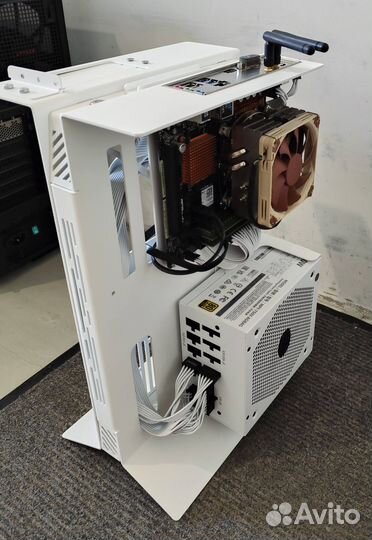 I7-8700/32 гб/SSD -1тб/RX6700XT/750W/WiFi+BT