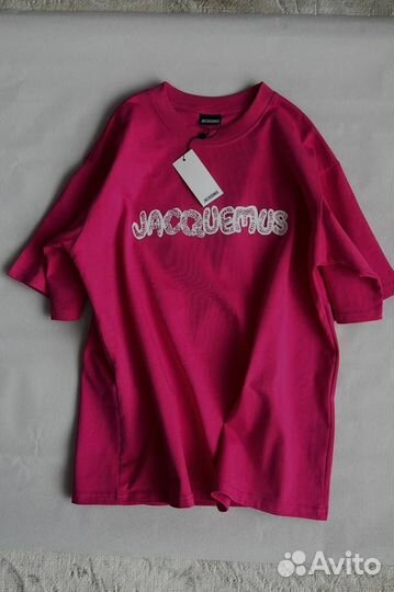 Розовая футболка Jacquemus