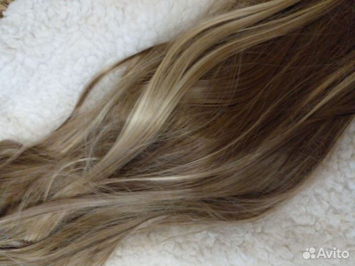 Волосы на заколках искусственные