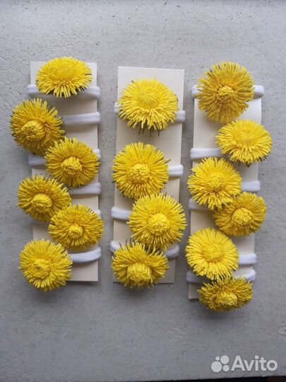 Резинки и заколки для волос из фоамирана