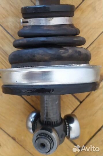 Привод (шрус) левый Рено Логан 1