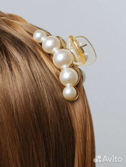 Отдам новые заколки