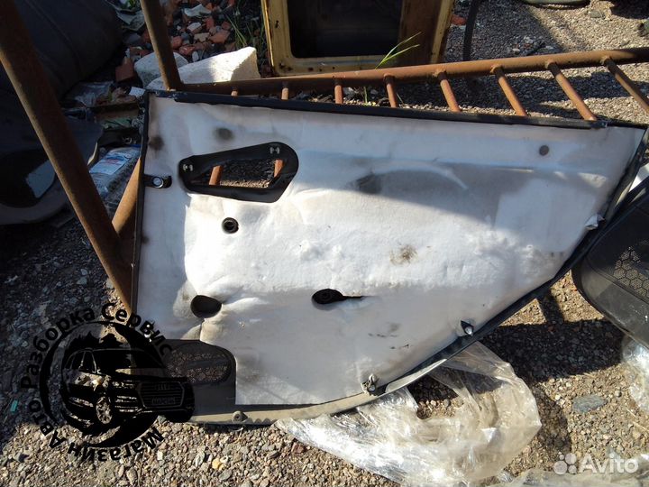 Дверные карты передние LADA Vesta