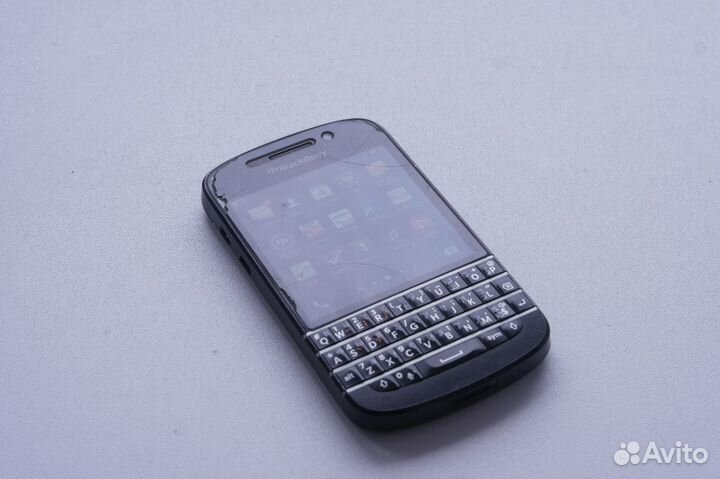 BlackBerry Q10, 2/16 ГБ