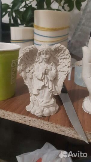 Статуэтка из гипса Ангел