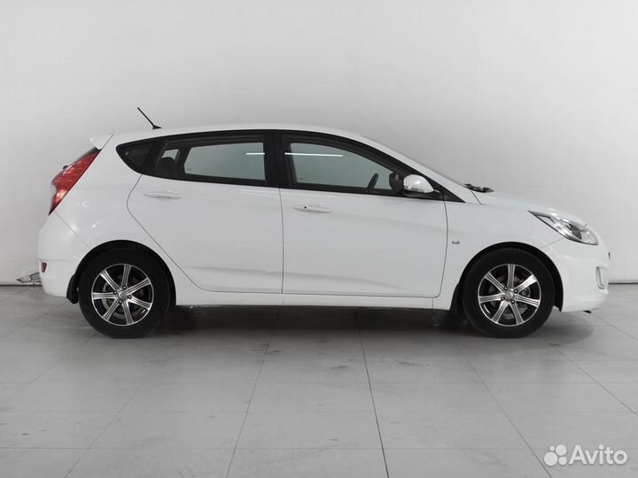 Hyundai Solaris 1.6 AT, 2011, 144 555 км