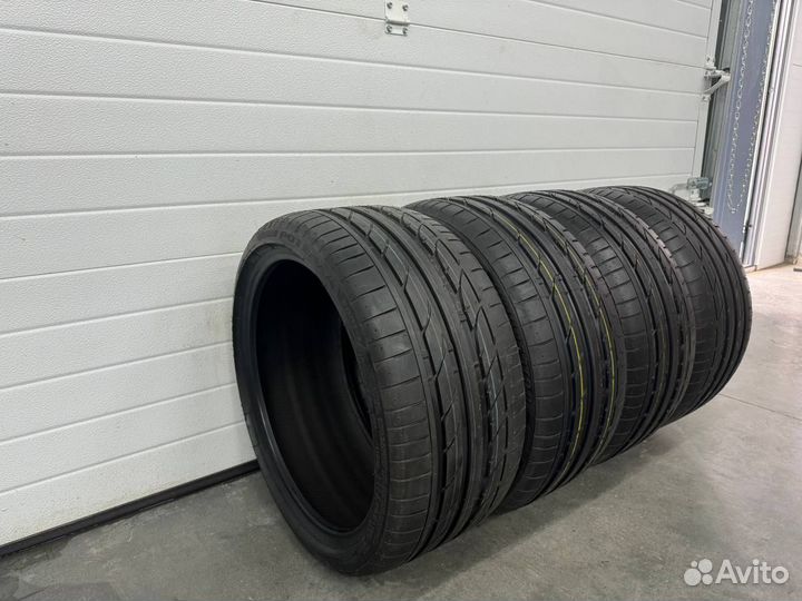 Bridgestone Potenza S001 285/30 R19 и 255/35 R19 98Y