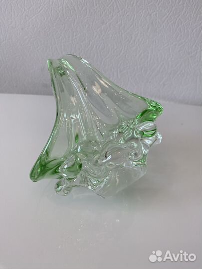 Винтажная ваза из гутного стекла