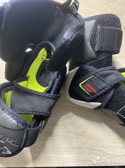 Налокотники хоккейные jr m