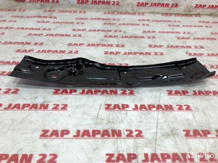 Кронштейн бампера задний левый Mitsubishi Pajero