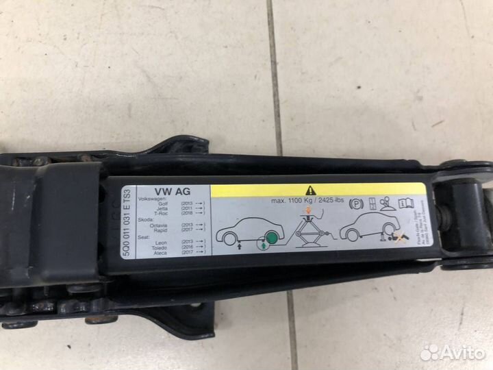 Домкрат Volkswagen Polo Sed RUS 2011