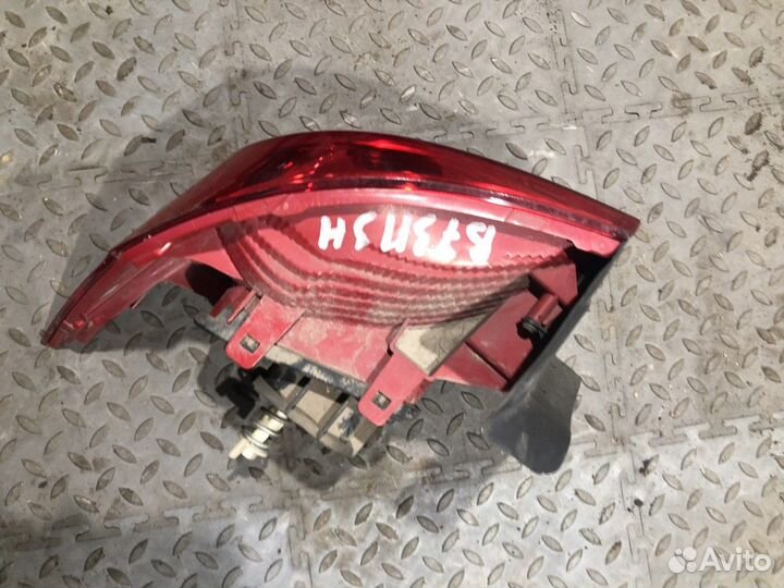 Фонарь задний правый наружный (Volkswagen Passat)