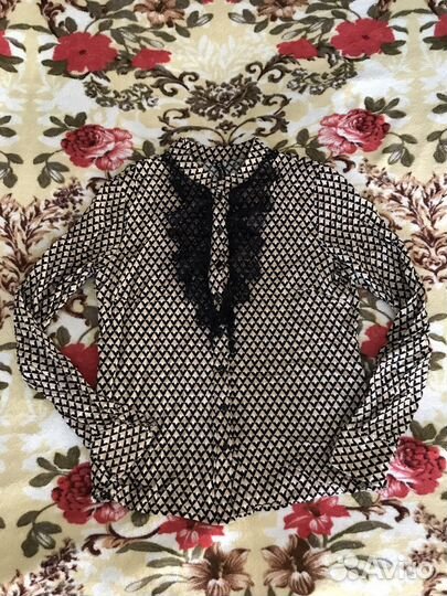 Платья, блузки, пальто