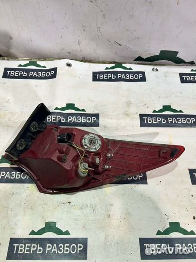 Задний фонарь задний левый Hyundai Santa Fe DM 2.2