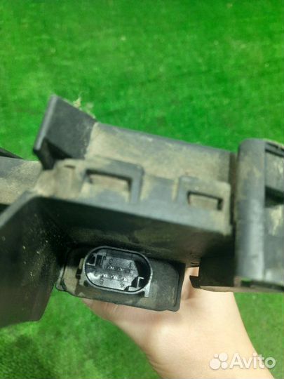 Педаль газа Bmw 316I F30 N13B16A 2013